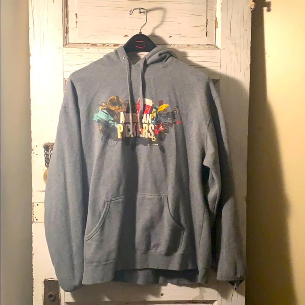 American pickers hoodie fits like a Lrg